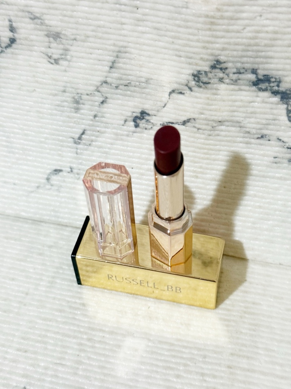 Lip Idôle Squalane-12 Butterglow Hydrating Lip Balm: Million-Dollar Berry - Picture 4 of 8